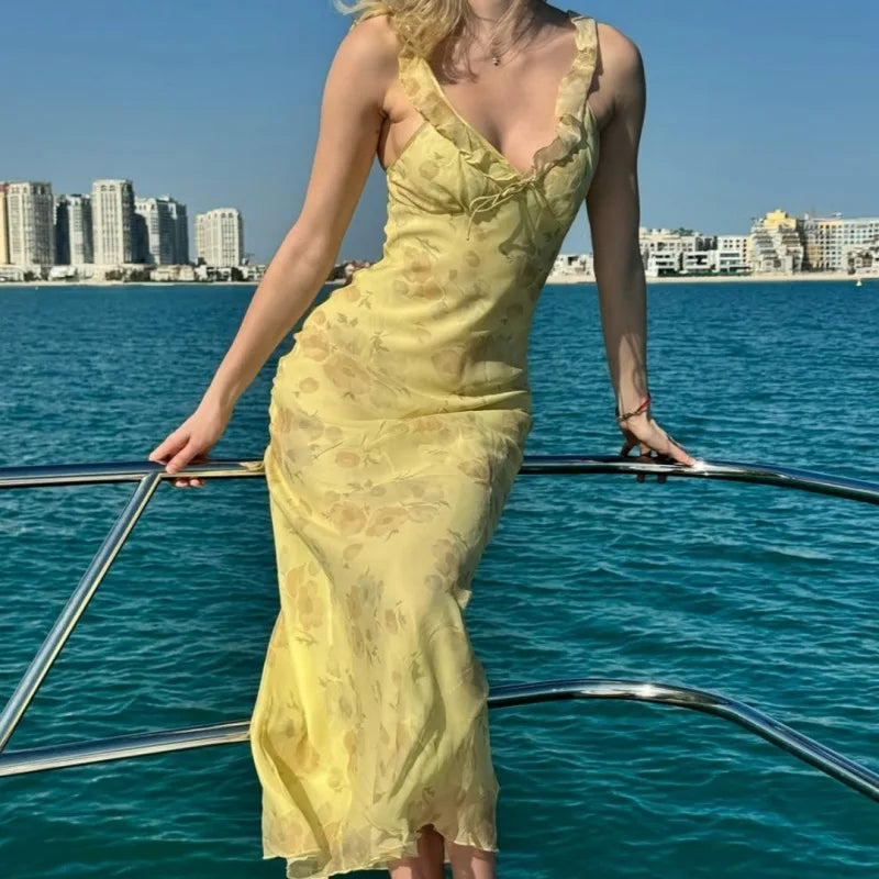 Soft Yellow Floral Slip Dress – Vintage Summer Vibes