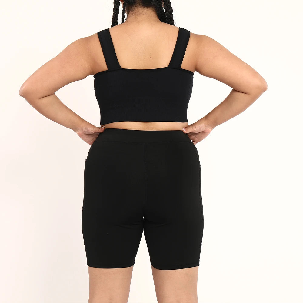 Plus Size Black Ribbed Crop Tank Top – Stretchy Sleeveless Activewear