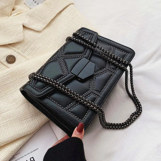 Geometric Black Chain Shoulder Bag – Elegant & Edgy