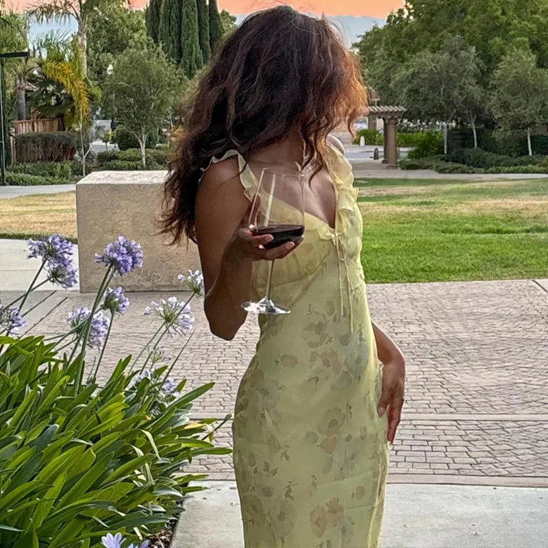 Soft Yellow Floral Slip Dress – Vintage Summer Vibes
